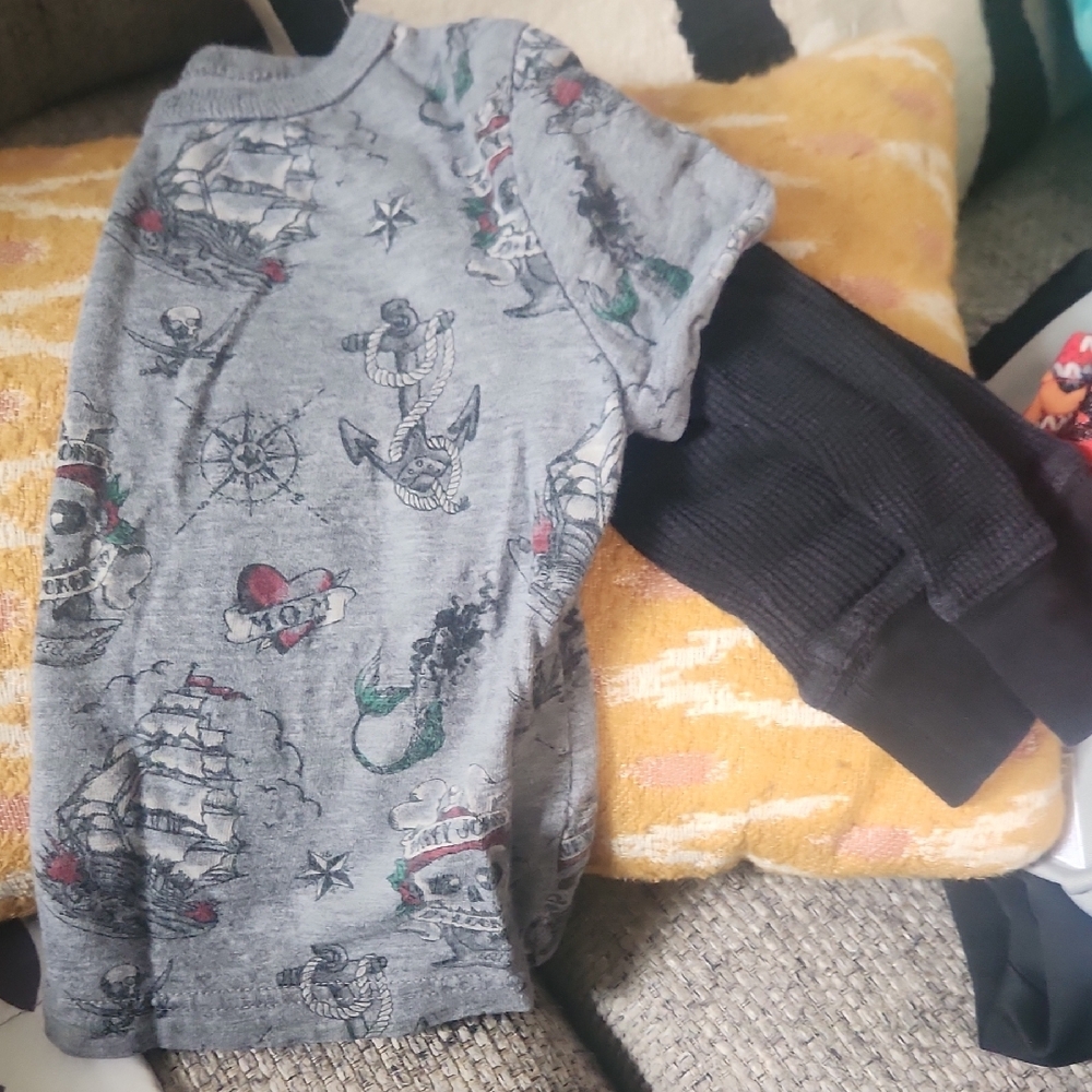 GAP Kids Gray Long Sleeve Tee with Nautical Print